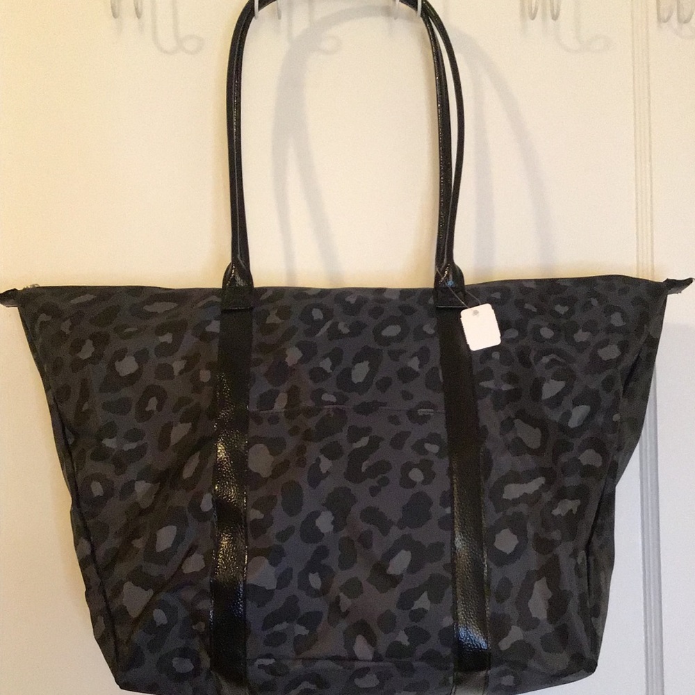 Classic Leopard-Print Tote Sz Large
